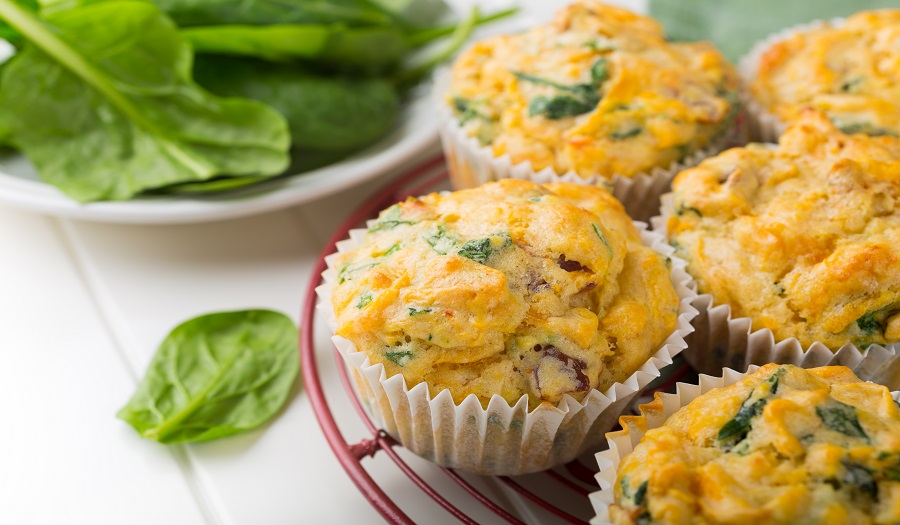 Muffinki na słono, czyli przepis na śniadanie lub kolację z warzywami