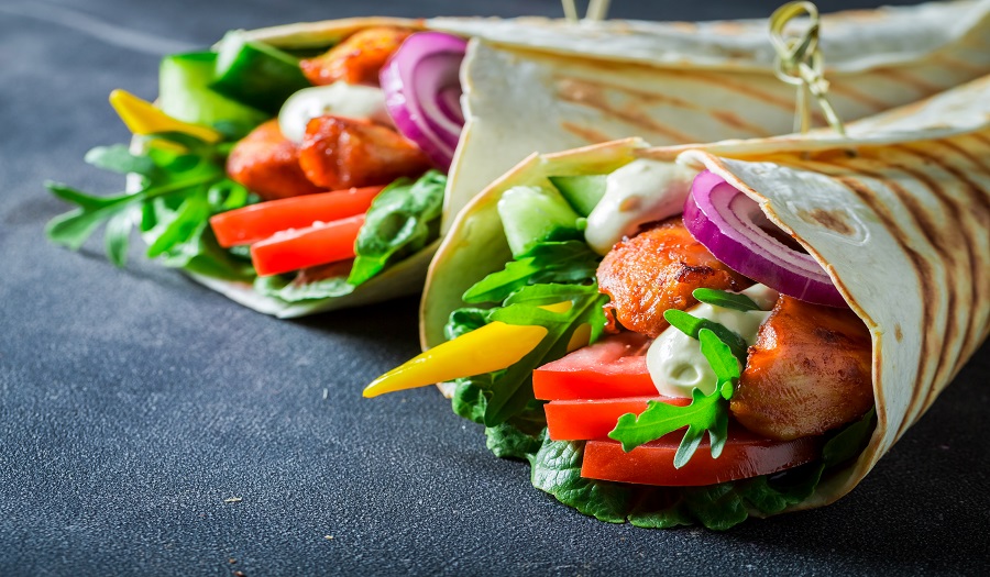 Tortilla pełnoziarnista w wersji fit. Zjedz chrupiąco i kolorowo